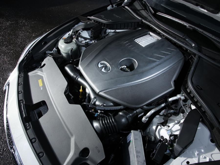  Infiniti Q50 2.0t 2014 года  (фото 8 из 8)